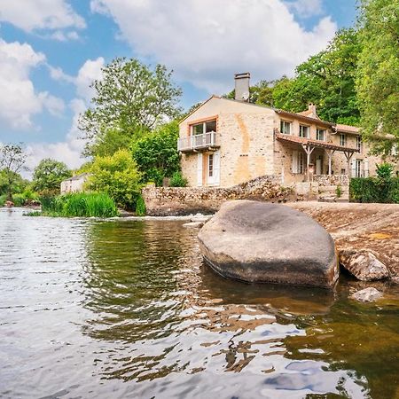 Mortagne-sur-Sevre Le Moulin De Piletヴィラ エクステリア 写真
