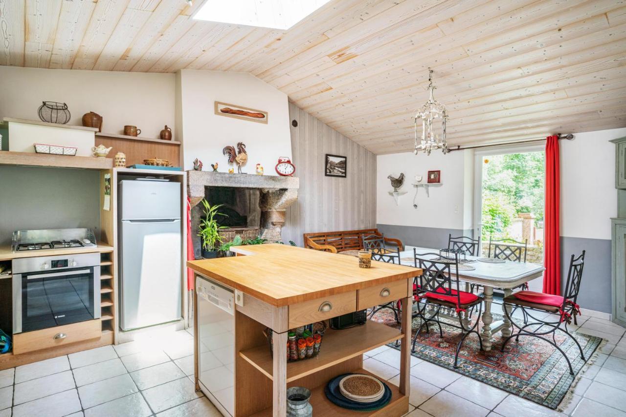 Mortagne-sur-Sevre Le Moulin De Piletヴィラ エクステリア 写真